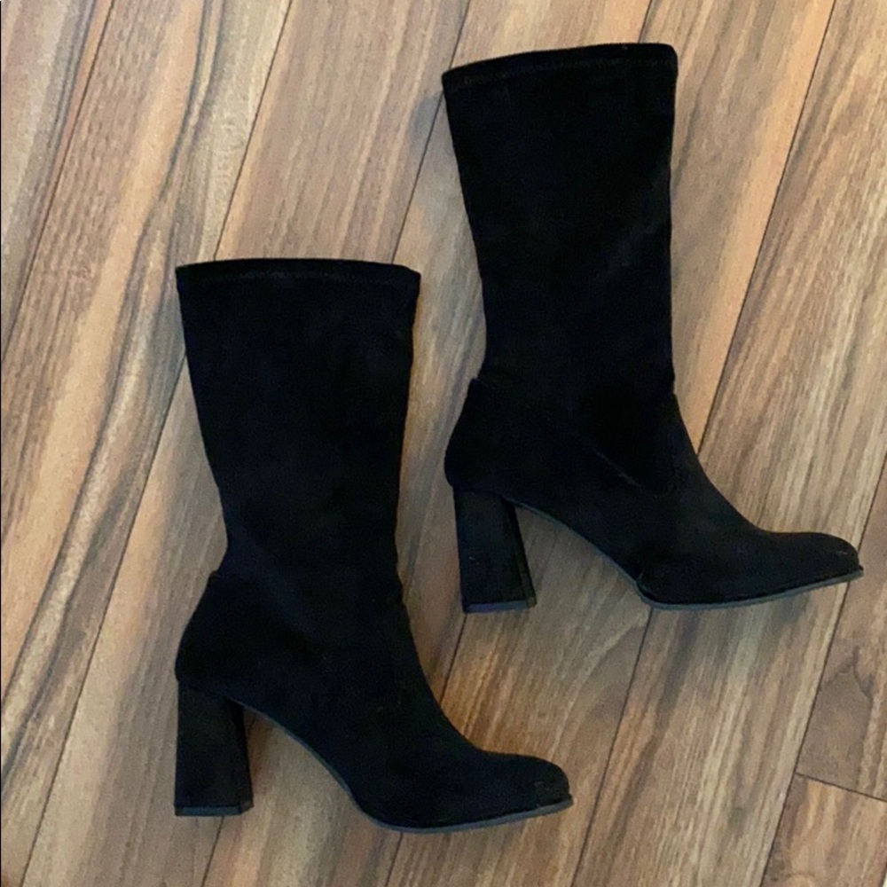 Black Winter Boots